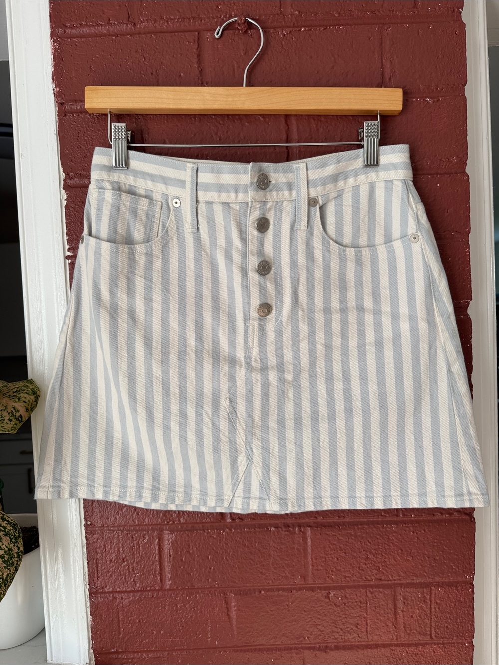 Madewell Vertical Light Blue and White Stripe A-Line Denim Mini Skirt Size 26